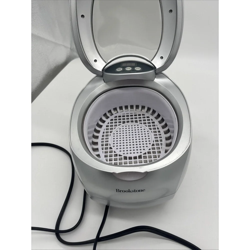 Brookstone Ultrasonic Jewelry DVD Cleaner Eyeglass Watches More Cleaner CD-7830A